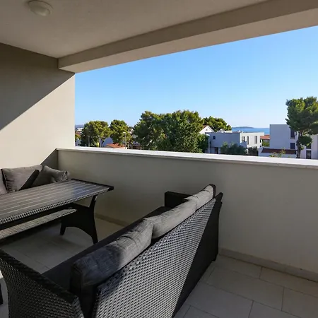 Апартаменты With Parking Space Brodarica - - 24706 *